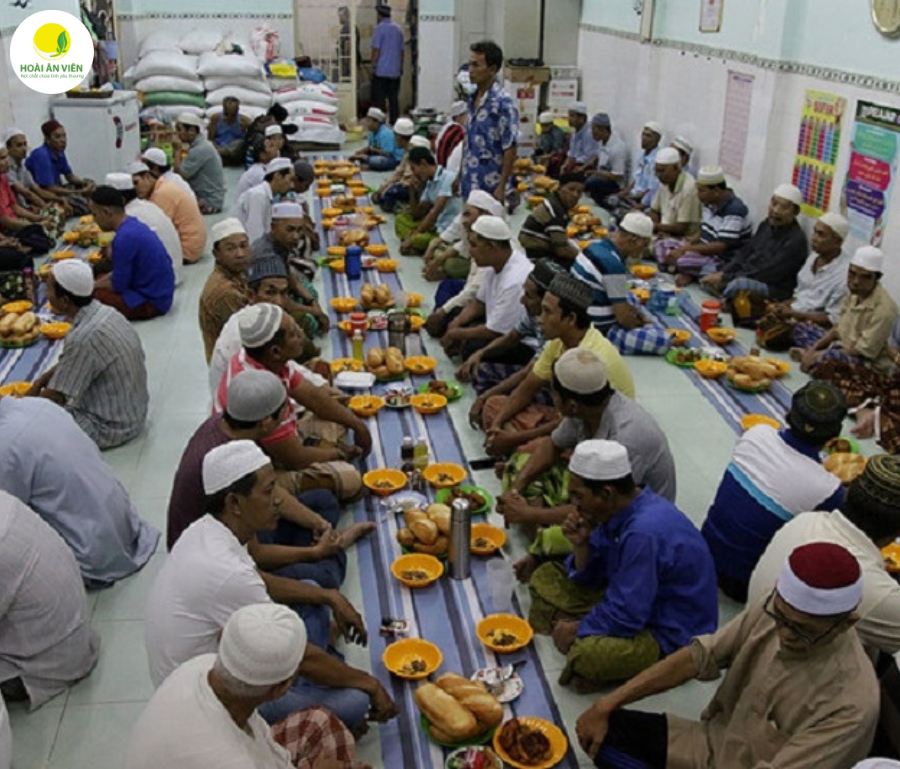 Tháng Ramadan không chỉ là thời gian nhịn ăn mà còn là giai đoạn thiêng liêng giúp người Hồi giáo rèn luyện bản thân và hướng đến những giá trị tốt đẹp
