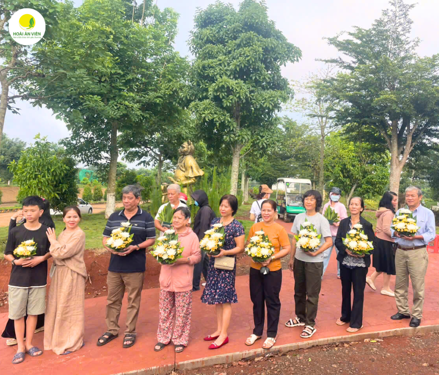 Ngày của Cha (Father’s Day) là dịp để tôn vinh, tri ân những người cha, người đàn ông thầm lặng, hy sinh cho gia đình mà đôi khi không cần nói thành lời.