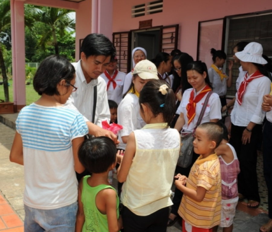 Làm việc thiện mỗi ngày đều mang giá trị lớn trong Mùa Chay Thánh