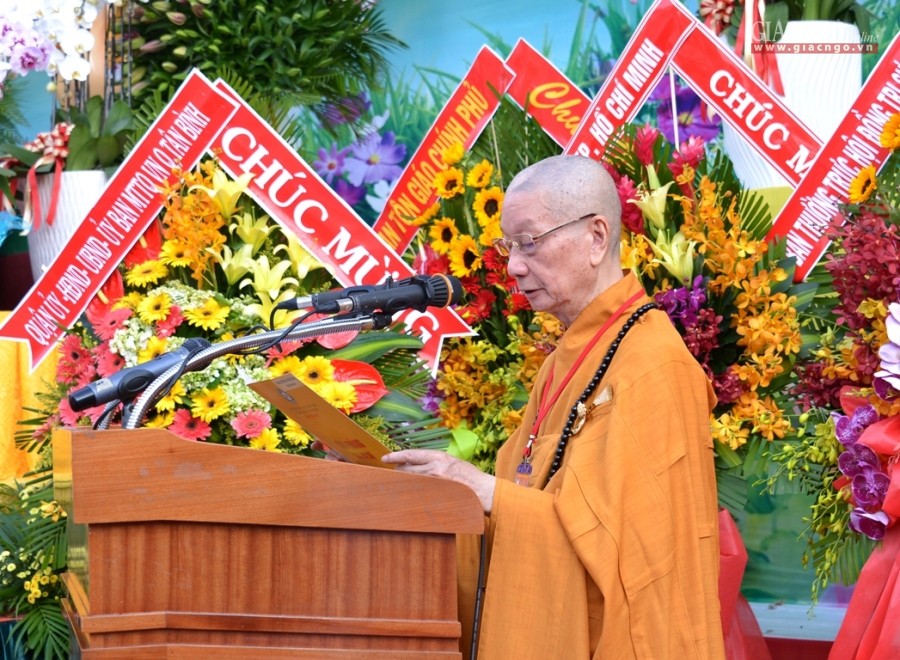 Hàng ngàn người dự Đại lễ Phật đản PL.2562 tại Việt Nam Quốc Tự